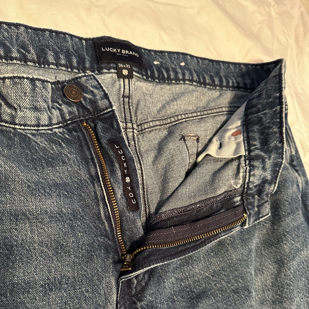 36 X 32 Lucky Brand Jeans